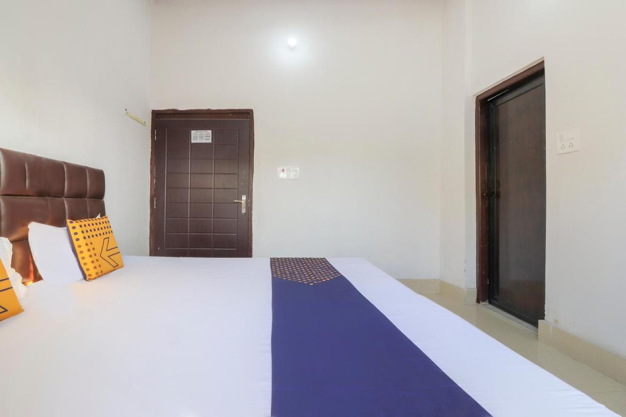 SPOT ON 75178 Hotel Arman Roorkee Exterior foto